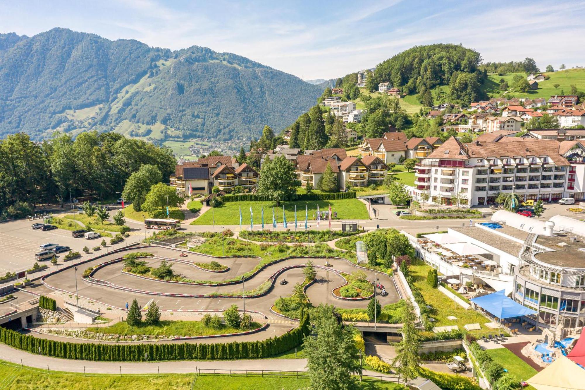 Swiss Holiday Park Resort Моршах Экстерьер фото